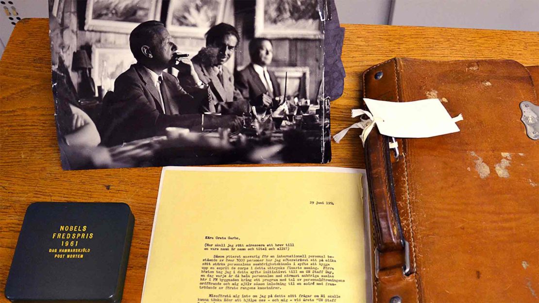 I Arken hittar användaren arkivmaterial efter kända personer som haft betydelse för svenskt kulturliv och kulturhistoria. Bland annat Dag Hammarskjöld. Foto: Kungliga biblioteket.
